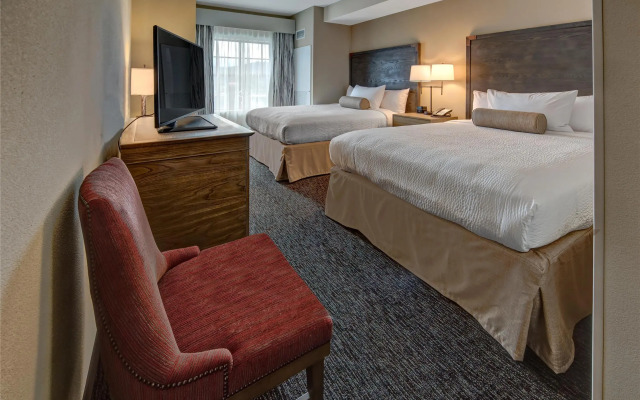 Black Fox Lodge Pigeon Forge, Tapestry Collection by Hilton