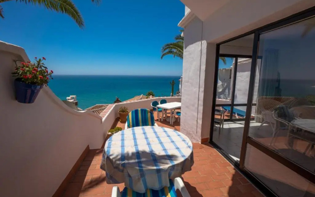 Ladera Panorama 22