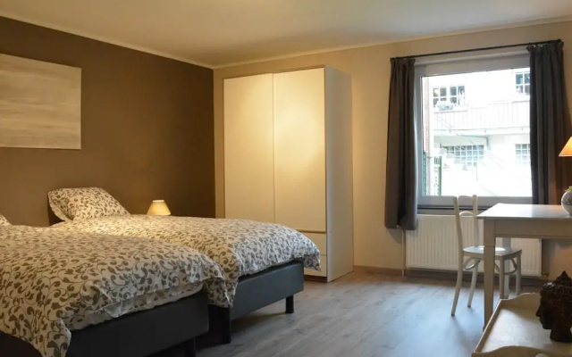 Luxurious Holiday Home in Hamoir With Terrace