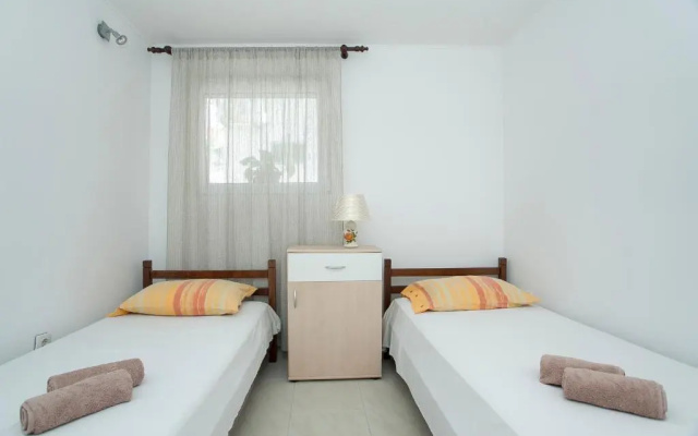 Guest House Mara