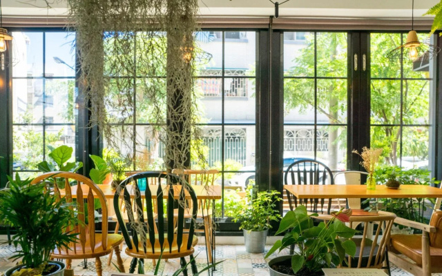 ReWood Guesthouse
