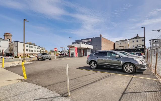 Lively Area: Downtown Providence Apartment!