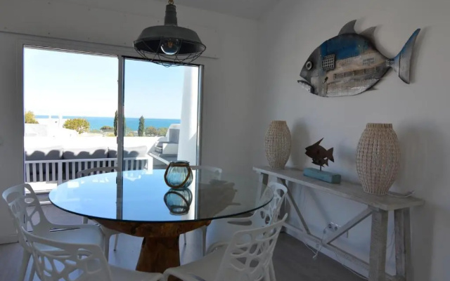 Villa 44