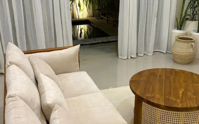 Alinko Villa - 2BR Villa in Seminyak