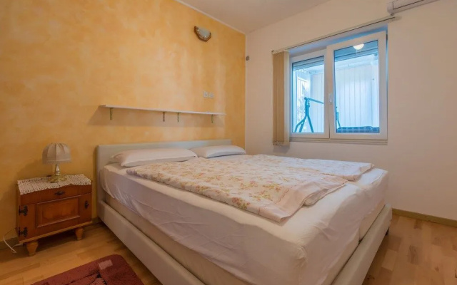 Apartment Mirjana