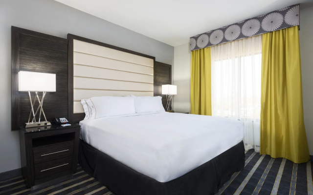 Holiday Inn Express & Suites Norman by IHG