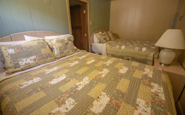 Ridges Inn & Suites