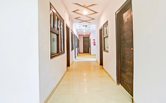 ADB Rooms Hotel Toravio
