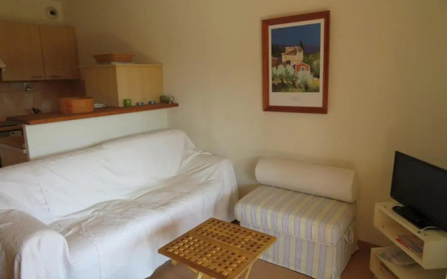 Appartement Bormes-les-Mimosas, 2 pièces, 5 personnes - FR-1-610-12