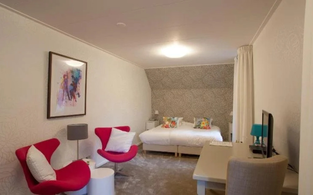 Logis Hotel De Tuinkamer