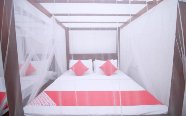 Hotel Romaya