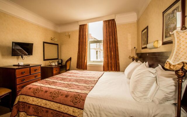 The Queens Hotel