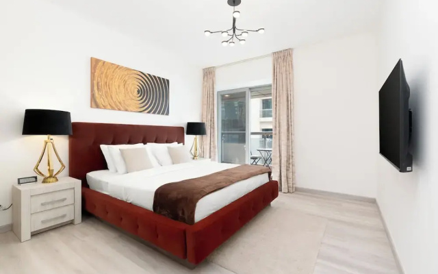 Lux BnB Princess Tower I  Palm & Ocean Views