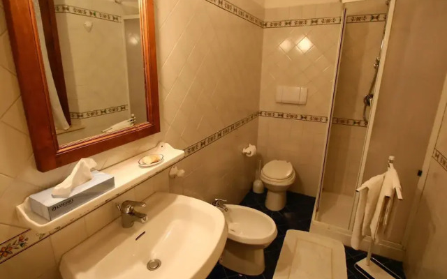 Farmhouse in Todi With Pool & Theater Nearby