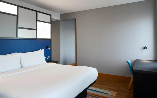 Aloft London Excel