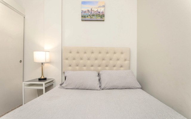 Downtown Denver 2BR Apartment | Open Plan