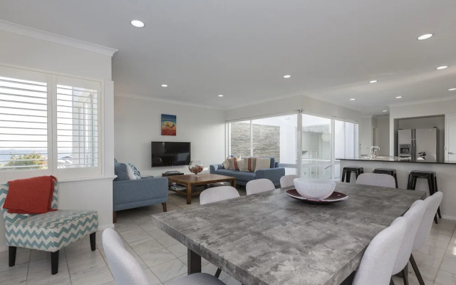 Cottesloe Beach House II