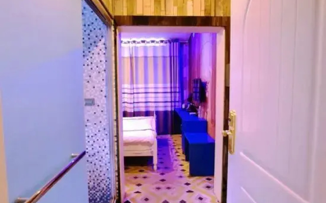 Weijing Hotel