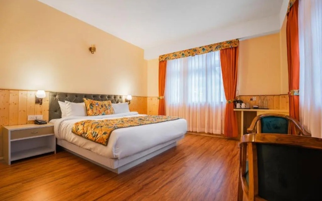 Summit Gangchen Hotel