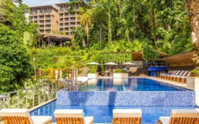 Los Altos Resort