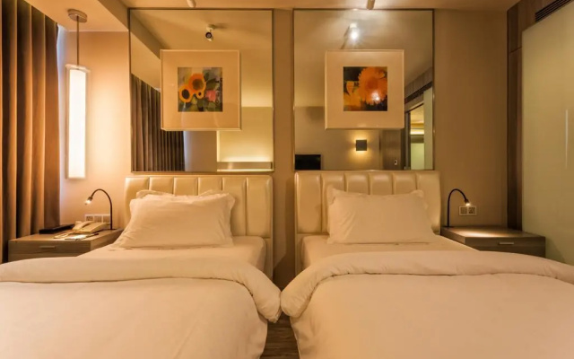 Jinjiang Metropolo Hotel - Qingdao Chengyang District Government