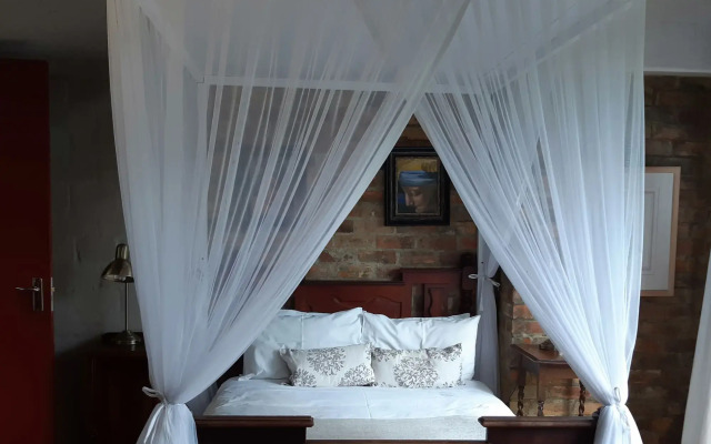 Hornbill House