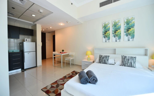 RYN - Dubai Marina Studio with balcony