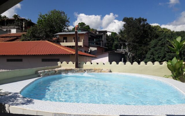 Hotel Posada de Belssy бассейн