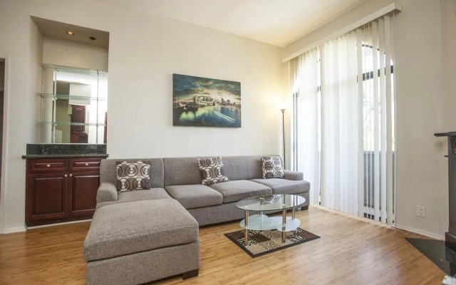Master Housing - Strathmore Regency Apartments