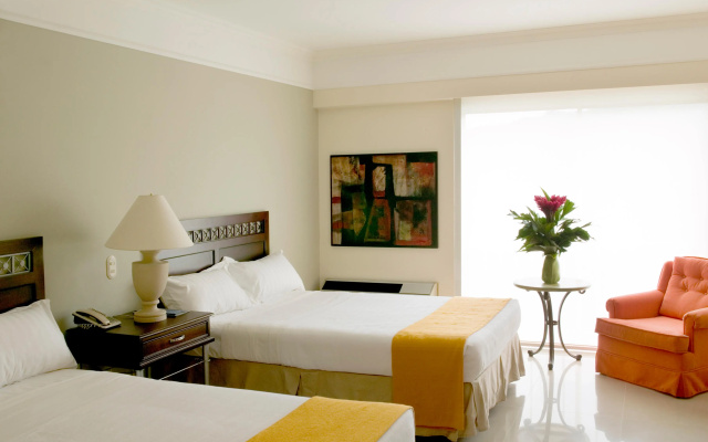 Hotel Estelar Altamira