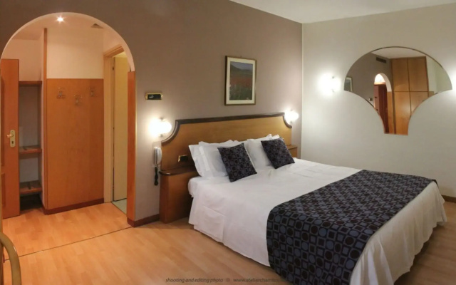 Hotel Tevere
