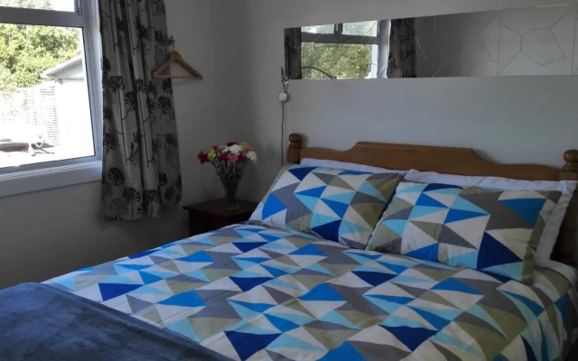 Oxford Queenette Backpackers