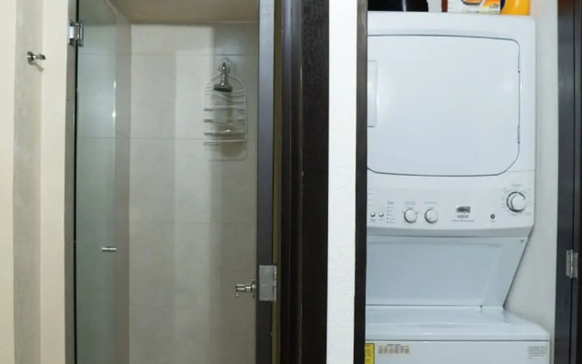 Ocean Front Condo 1 Bedroom 3 Beds 2 Bathrooms