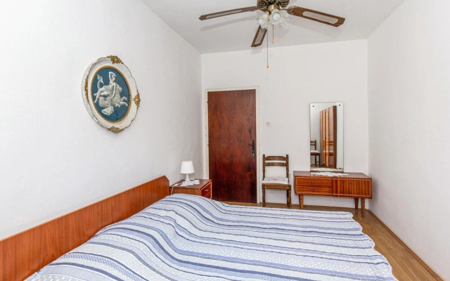 Awesome Apartment in Klek With 2 Bedrooms and Wifi