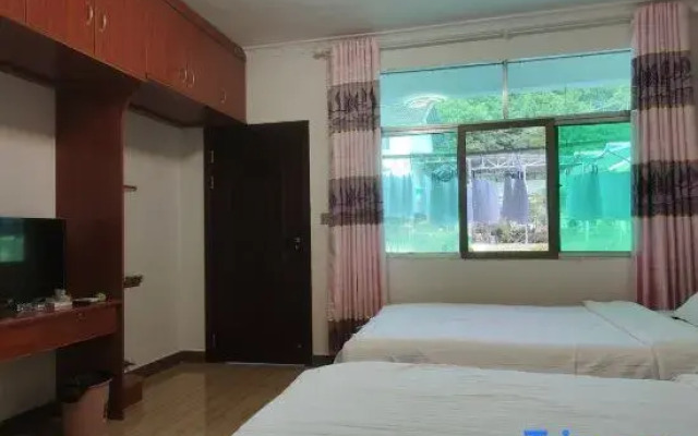 Shizhu Jingquan Summer Resort Farmhouse