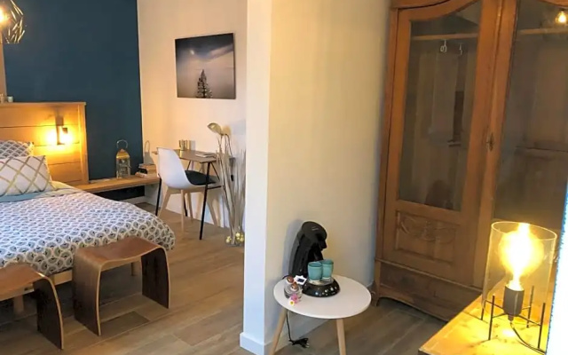 La Chambre De Lola