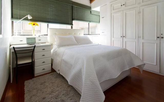 Penthouse Lodge B&B