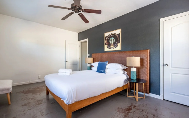 Cozy 2BR Home in Central Phoenix by WanderJaunt