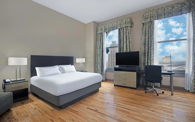 Holiday Inn Express Cleveland Downtown