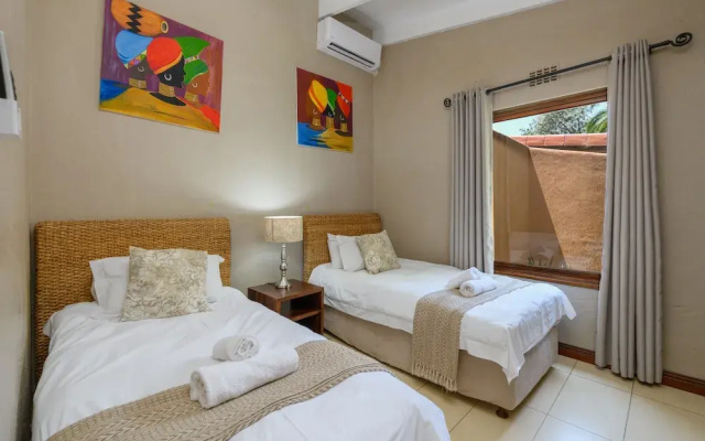 San Lameer Villa Rentals 3215