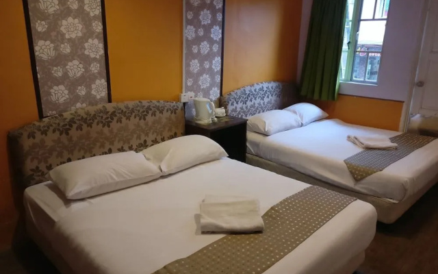 CranesBill Hotel