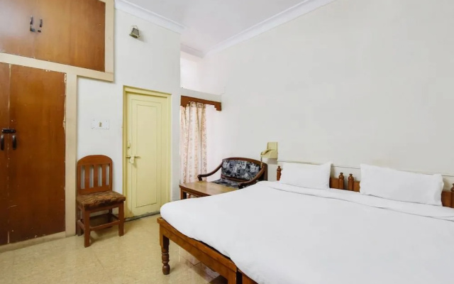 Spot On 47388 Dutta Guest House