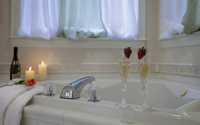 Butterfly Creek Inn Tryon