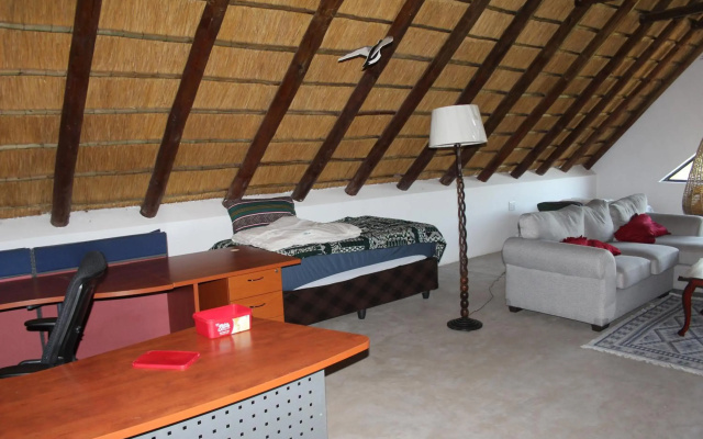 Marloth Park, Kruger safari house - solar