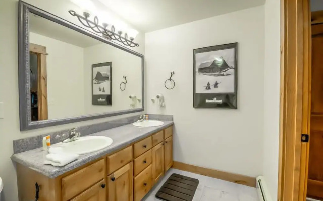 Canyon Creek B 107