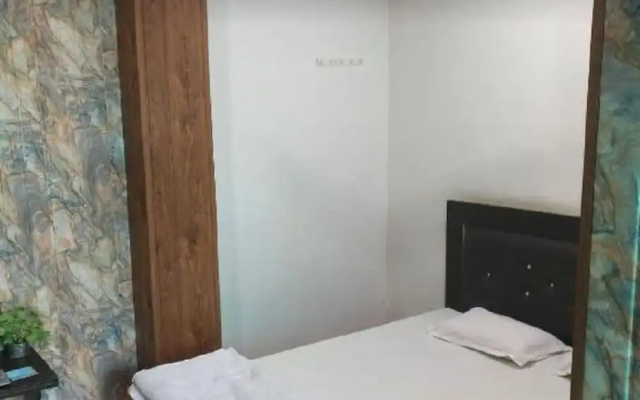 Hotel Gurukripa Inn