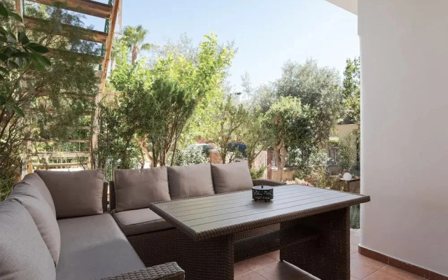 Elaia House Glyfada