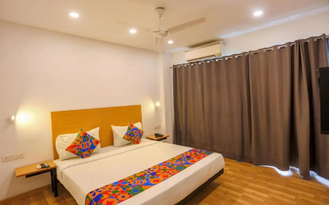 F9 Paschim Vihar by Fabhotel