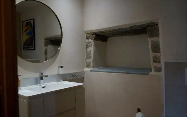 Casa Surgente