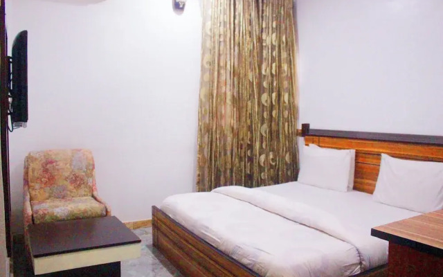 Pacific Paradise Suites